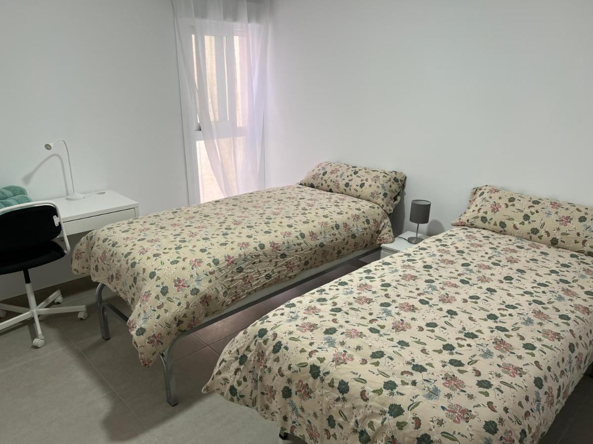 Alicante Residenca Plus Ultra Bagian luar foto