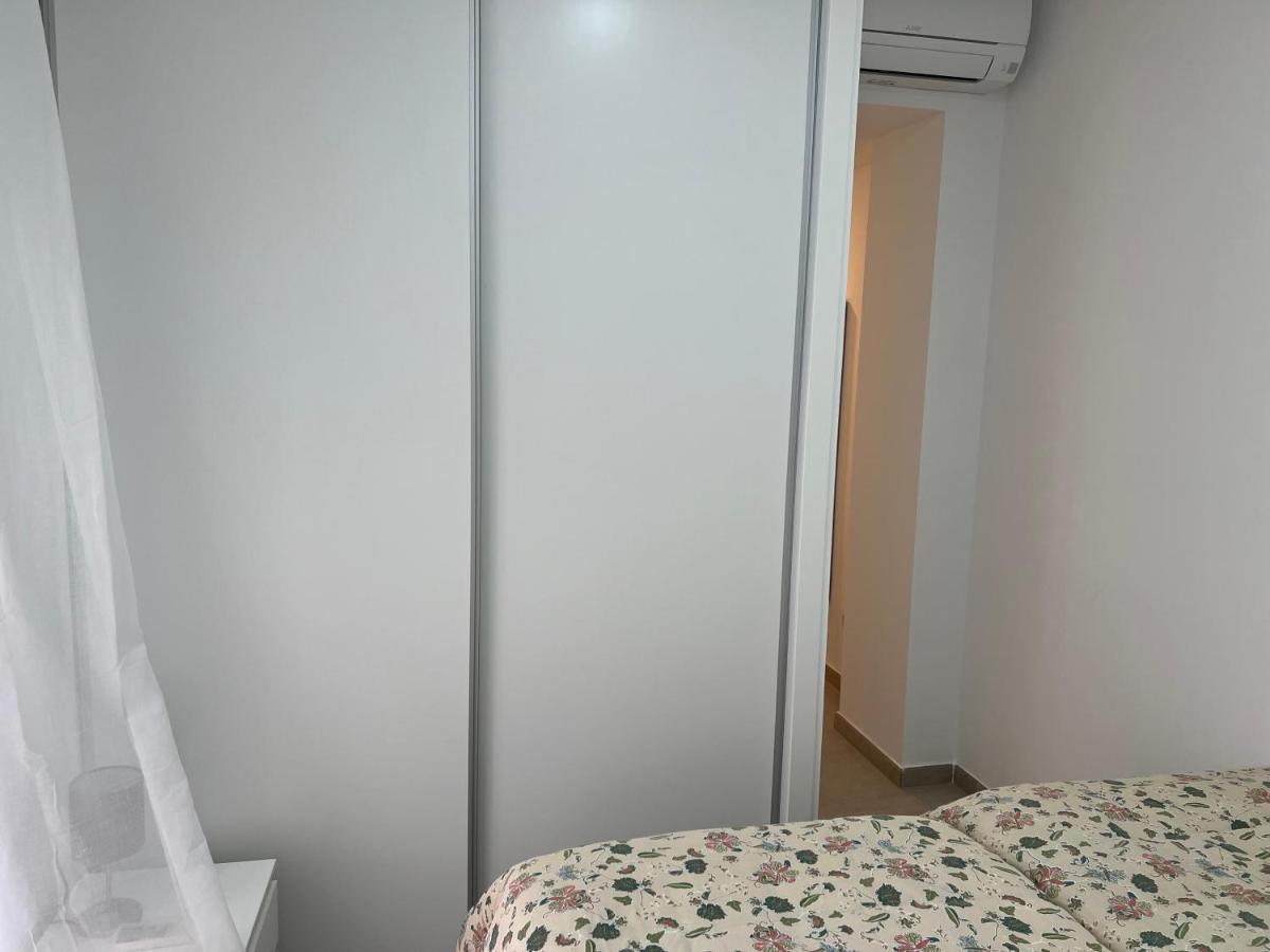 Alicante Residenca Plus Ultra Bagian luar foto