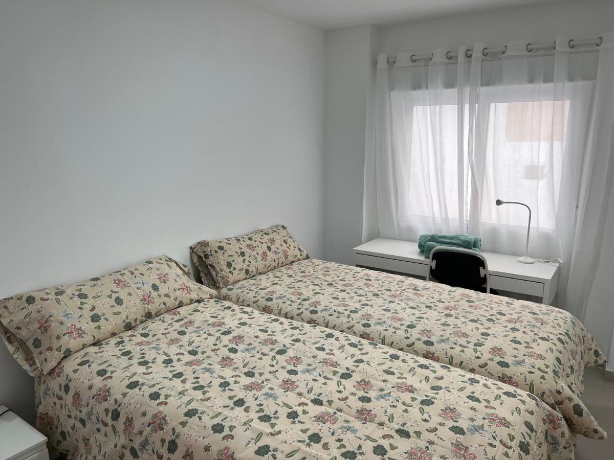 Alicante Residenca Plus Ultra Bagian luar foto